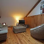 Semesterbostad Superbe Ferme Renovee Avec Cheminee, Wifi, Et Jeux Exterieurs Pres De Gerardmer Et Epinal - Fr-1-589-28