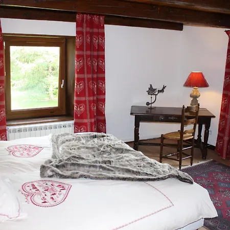 펜션 Superbe Ferme Renovee Avec Cheminee, Wifi, Et Jeux Exterieurs Pres De Gerardmer Et Epinal - Fr-1-589-28 *